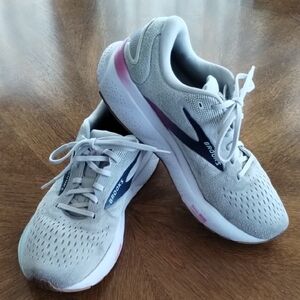 Brooks Women's Gray and Pink Running Sneakers 11 Ghost 16
